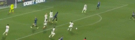 1633295099082052565.gif 世界杯官网指南-【意甲】队长28秒闪击 AC米兰被追2球客胜亚特兰大